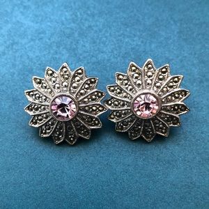 Flower earrings